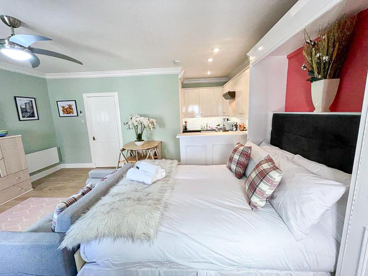 Snug Studio On The Grassmarket, 5Mins From Castle 爱丁堡 外观 照片