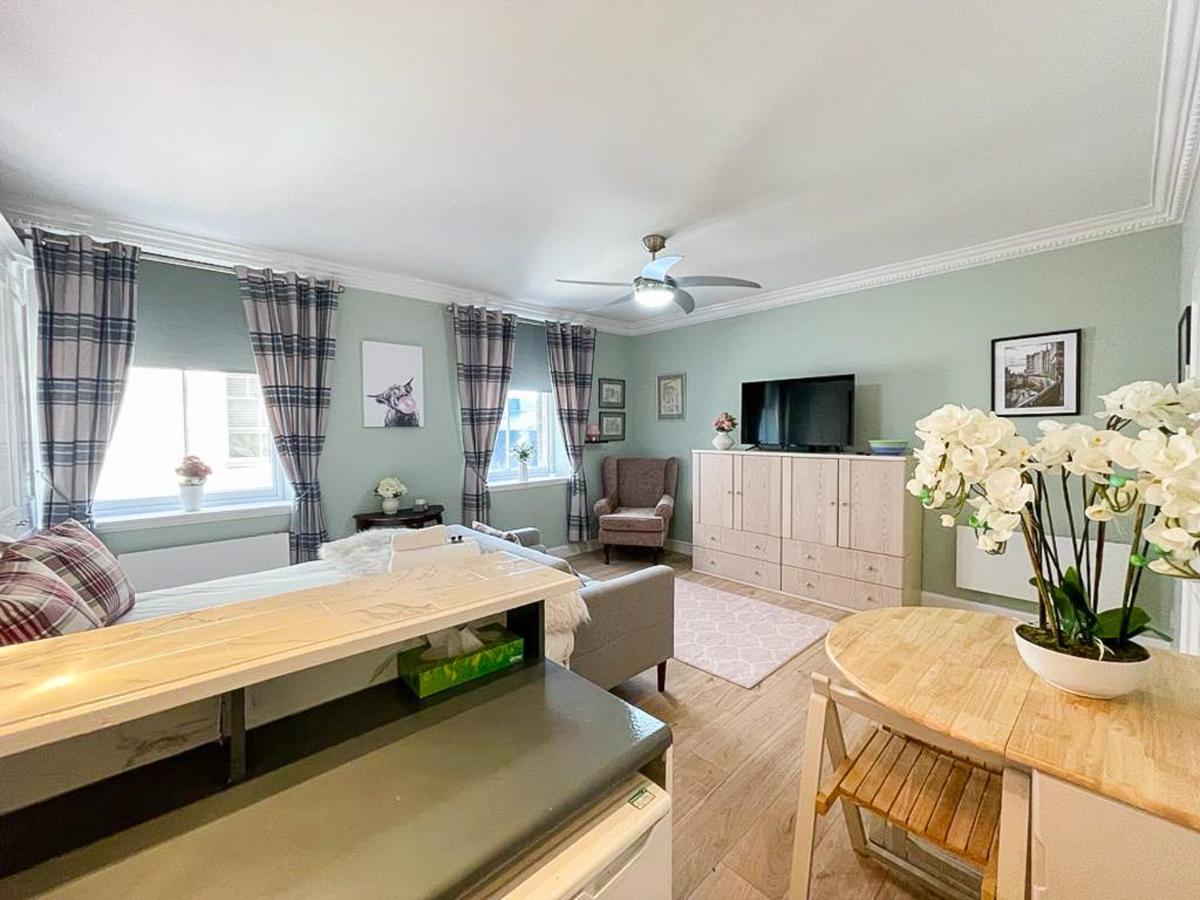 Snug Studio On The Grassmarket, 5Mins From Castle 爱丁堡 外观 照片